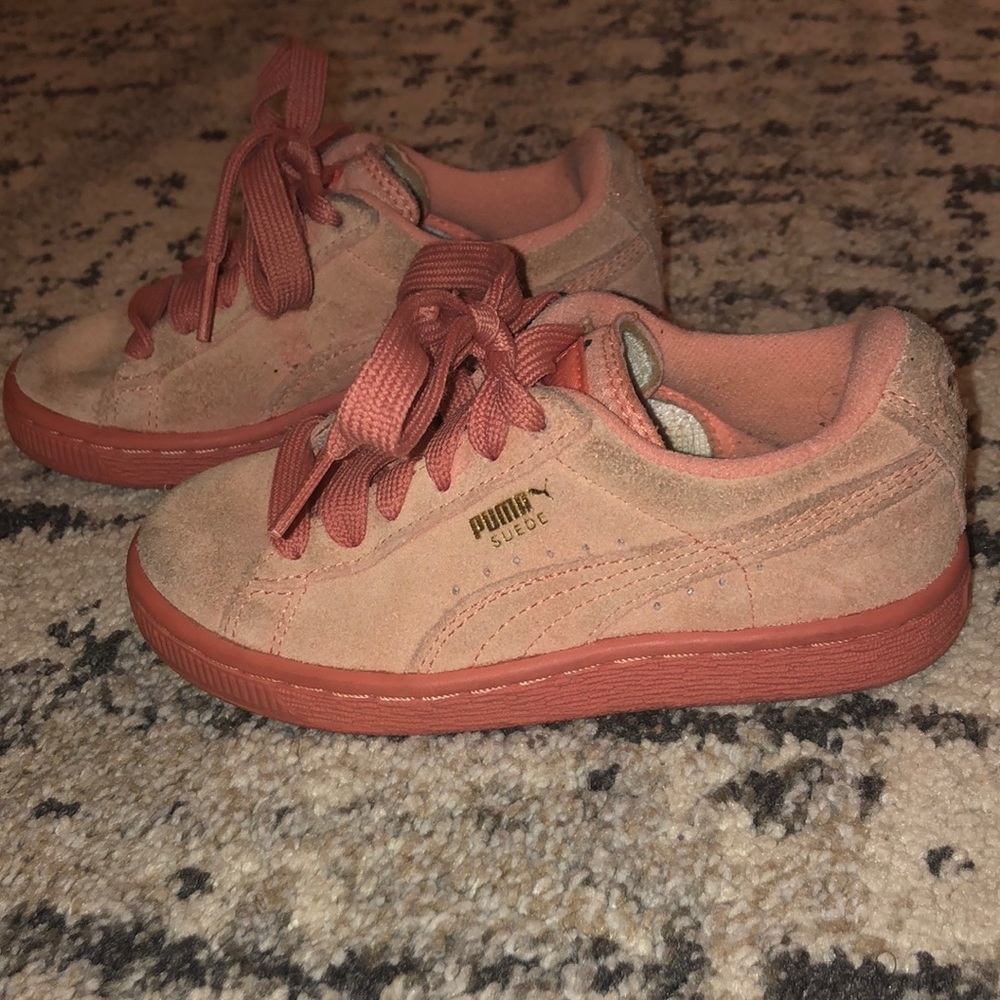 Puma Sneakers